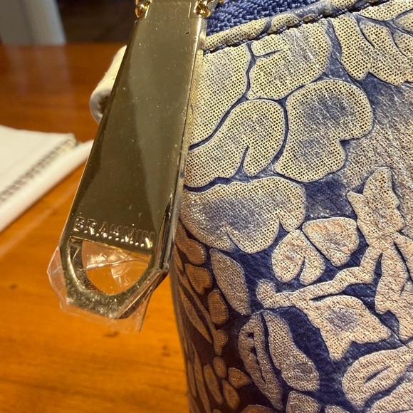 NWOT Brahmin Duxbury satchel in the Aquarius Stratford floral - Picture 3 of 6